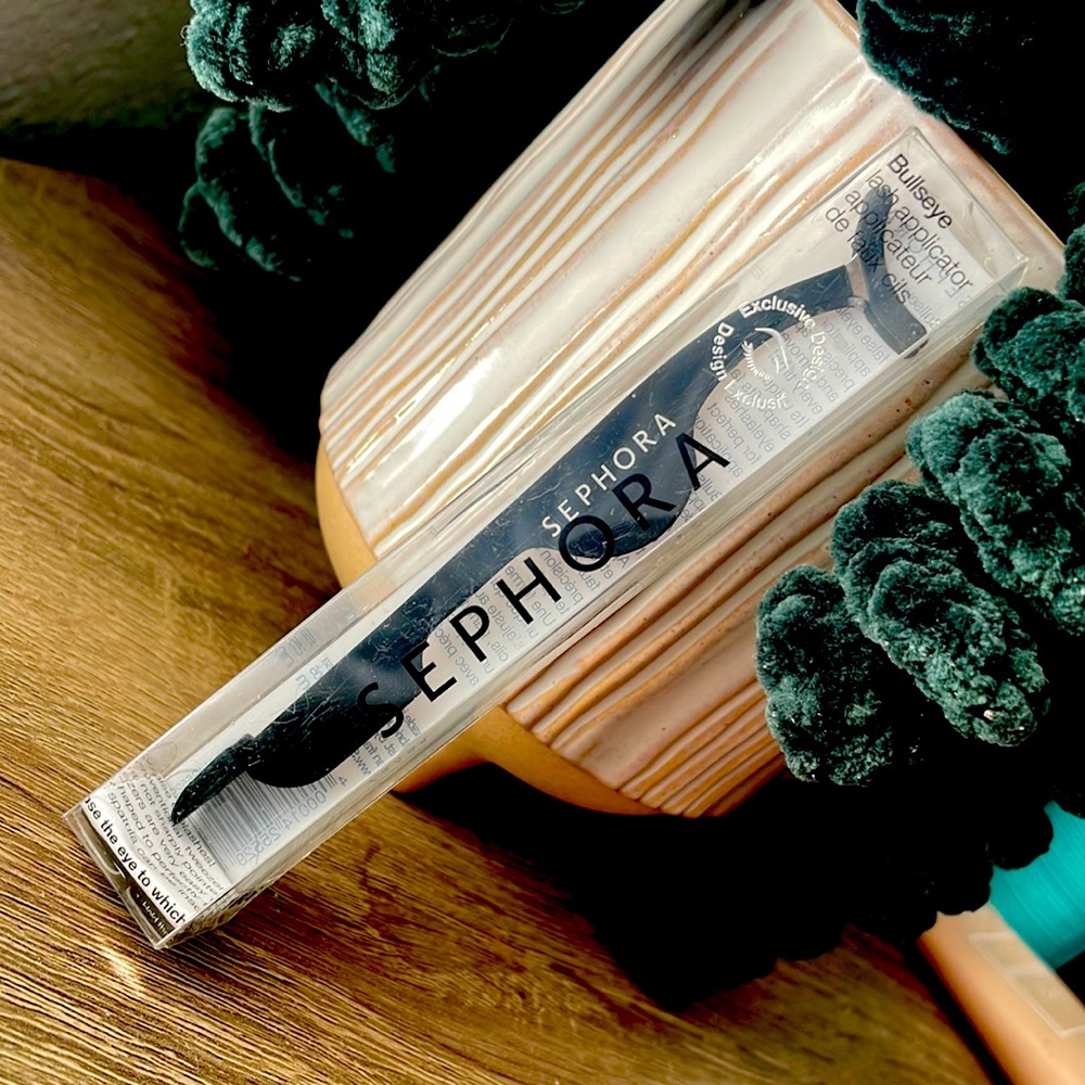 NEW Bullseye Lash Applicator